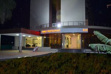 Отель Shahu And Sai Shahu