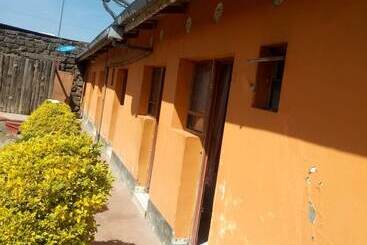 Pensión Palace Royal Lodge Adults Only