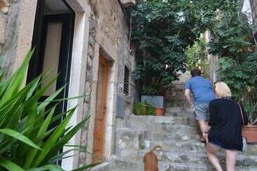 بنسيون Studio In