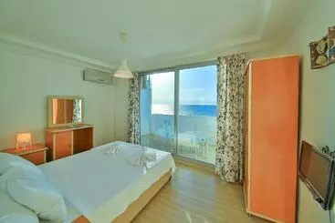 Aamiaismajoitus (B&B) Denize Sıfır