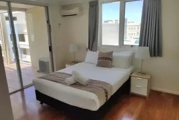 Huoneisto Cathedral Place