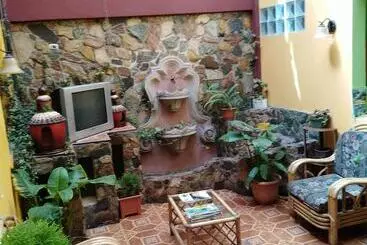 هتل Fuentes