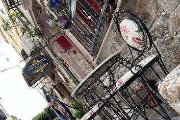 호텔 şekercigiller