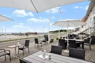 ホテル Tante Tut & Onkel E   B & B