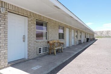 فندق على الطريق Riata Inn