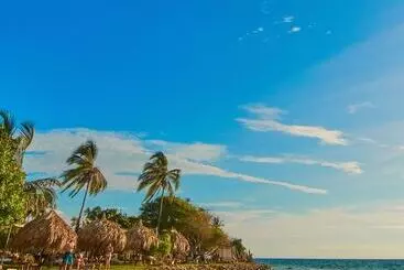 ユースホステル Isla Mucura