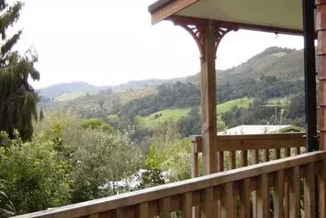 Karangahake Gold  N Views Cottage