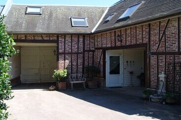 פנסיון Aux Trésors D Apolline