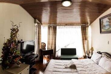 膳宿费 Pozo De Donato