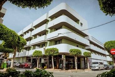 Amistat Island Hostel Ibiza Albergue Juvenil