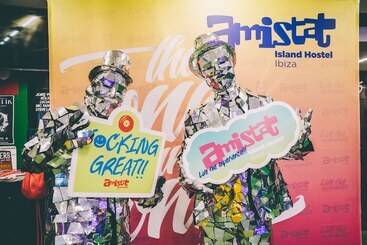 Amistat Island Hostel Ibiza Albergue Juvenil