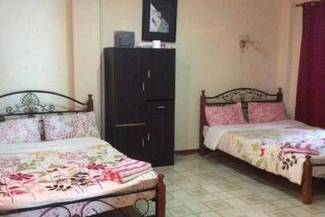 בית מלון כפרי Aizawa Beach Resort