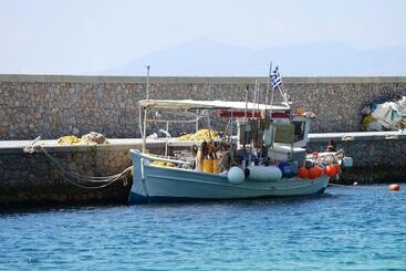 ホテル Kapougiati Studios