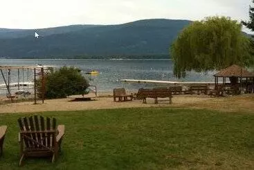 Mökkimajoitus Jewel Bay Resort