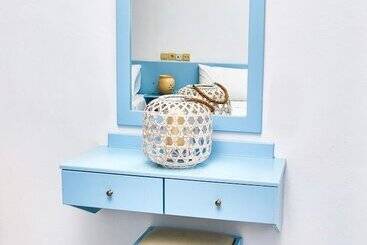 Апарт-отель Village Oasis