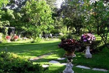 A Valley View Bed & Breakfast