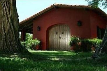 Hotel Estancia El Cencerro