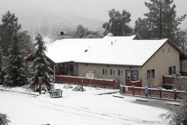 Oakzanita Springs Rv Campground