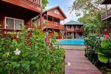 آپارتمان‌های توریست‌ها Blue Bahia Resort