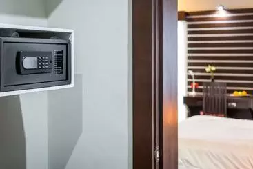 アパートホテル Silk d'Angkor Villa