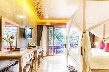 Отель The Chaya Resort And Spa