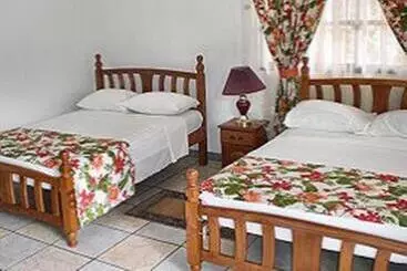 پانسیون Top Ranking Hill View Guesthouse