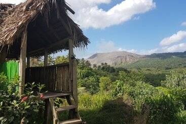 פנסיון Yasur View Bungalows