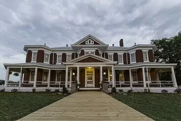 Aamiaismajoitus (B&B) Grand Victorian Inn