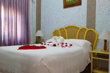 בית מלון כפרי Villa Monarca Inn