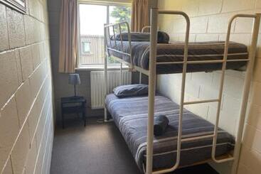 בית מלון כפרי Cooroona Alpine Lodge