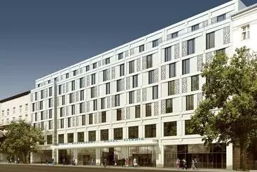 هتل Titanic Chaussee Berlin