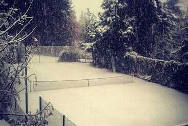 هتل آپارتمان Residencia Pioneros