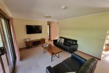 بيت Golden Heritage Apartments Beechworth