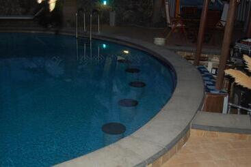 Отель Al Togo Fitness & Relax