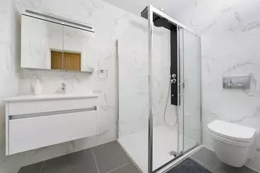 Hotelli Panther House By Oval