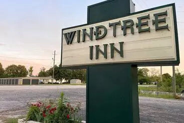 Motelli Windtree Inn