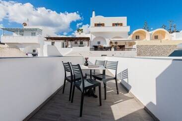 Residencia Golden Comfort Suites