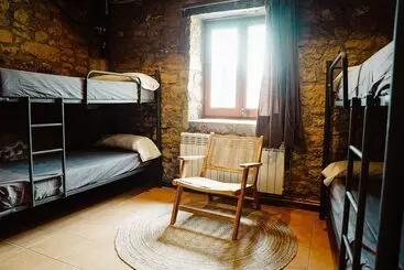 ユースホステル Cases Altes De Posada