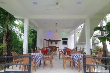 ホテル Green Parrot Family Resort