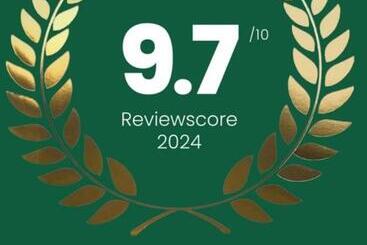 تختخواب و صبحانه Casa Riva