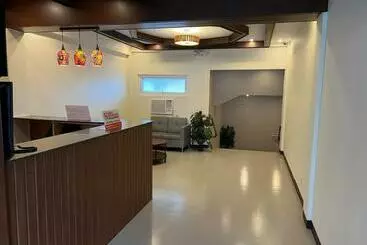ホテル Traveler S Inn Bajada