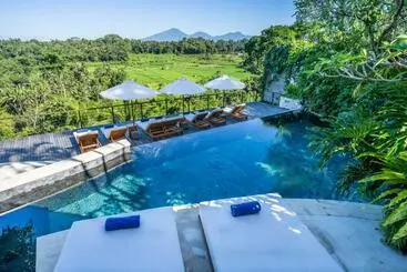 Resort Uma Kalai