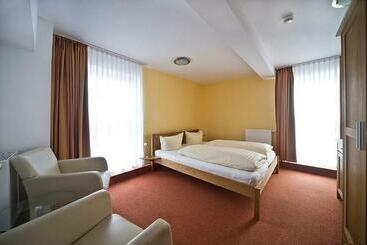 호텔 Alter Kornspeicher Low Budget Zimmer