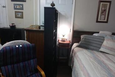 بنسيون Private And Well Equipped Studio On First Floor