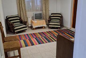 Pensiunea Rednic Lenuta