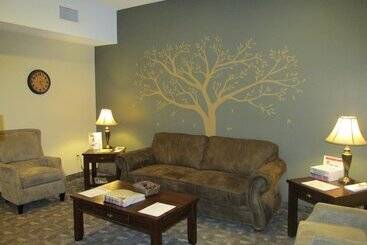 Otel Crystal Springs Inn And Suites