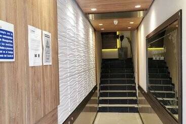 酒店 Suite Center Pereira