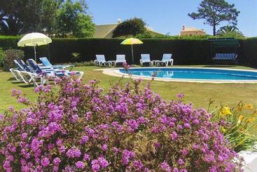 Porto De Mos Apartments