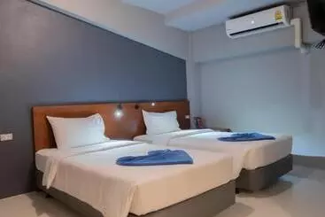 Leisure Hostel