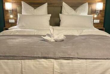 Hotell Strandperle B&b